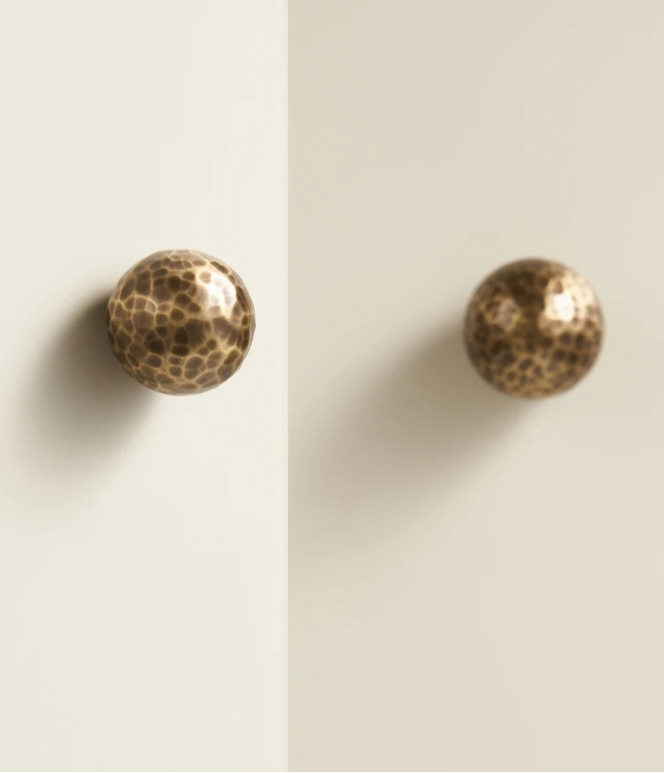 Bouton de Meuble sphérique martelée Bronze