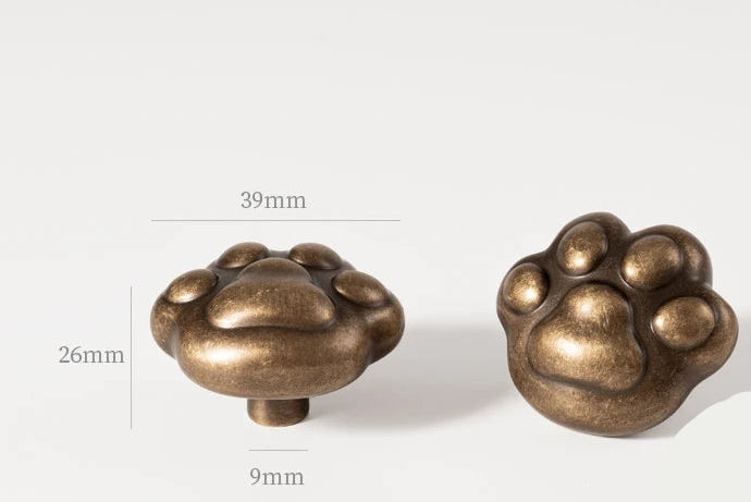 Furniture knob Cat's paw