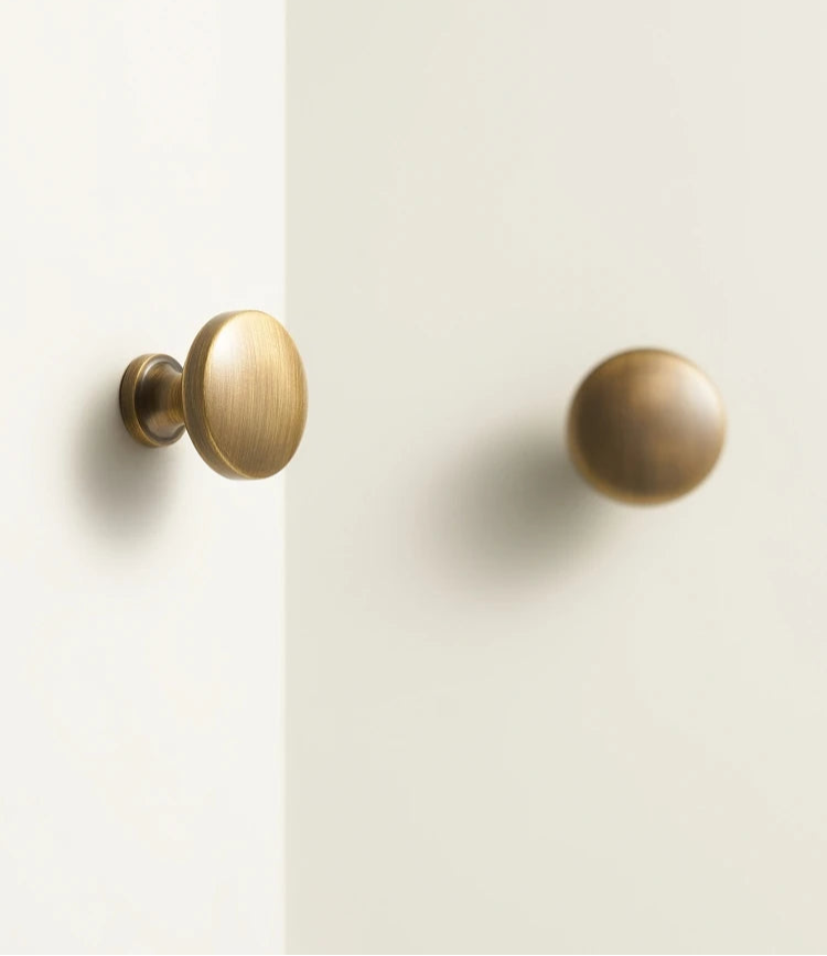 Bouton de meuble bronze brossé