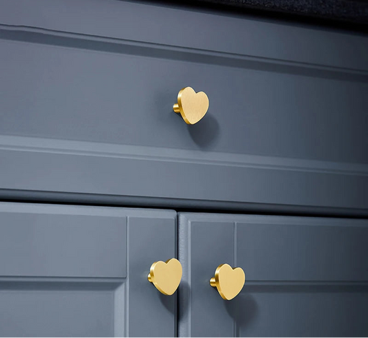 Bouton de meuble en forme de coeur Or brossé