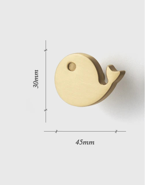 Bouton de meuble poisson or brossé