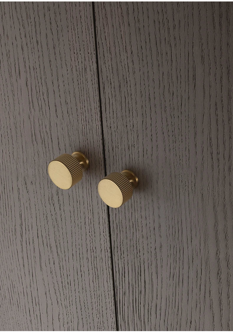 Bouton de porte de meuble en laiton