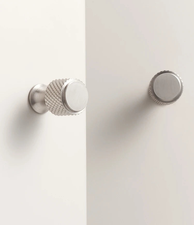 Bouton de porte de meuble en laiton Argenté