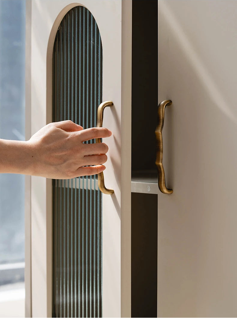 Poignée d'armoire en bronze rétro laiton