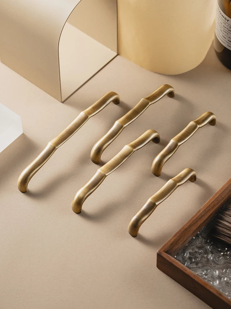 Retro brass bronze cabinet handle
