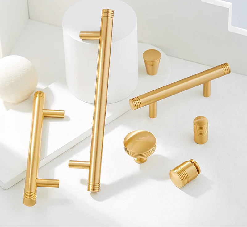 Poignée de Meuble Dorée