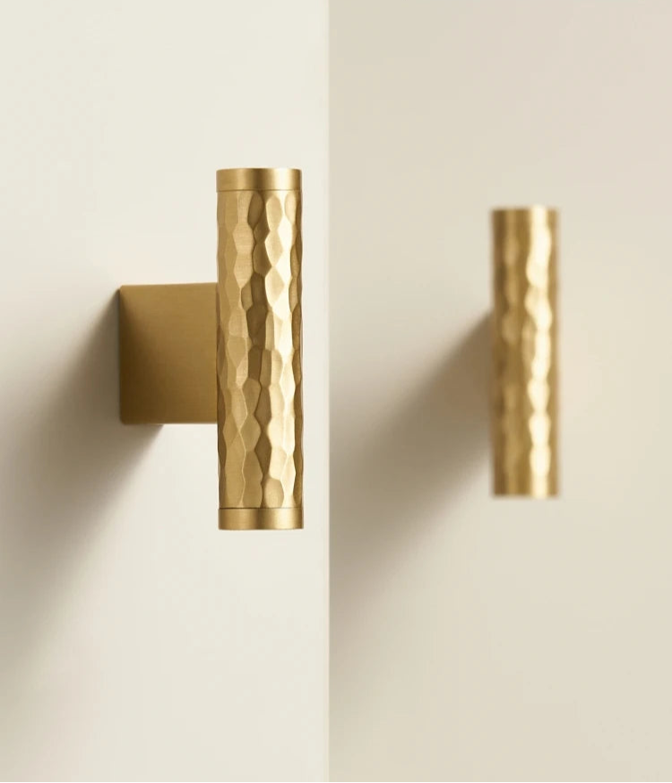 Poignée de Meuble martelée Doré