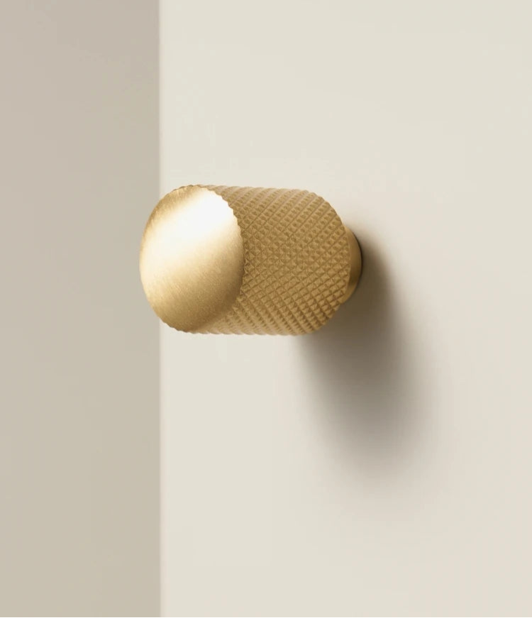 Poignée de Meuble martelée Or Brossé