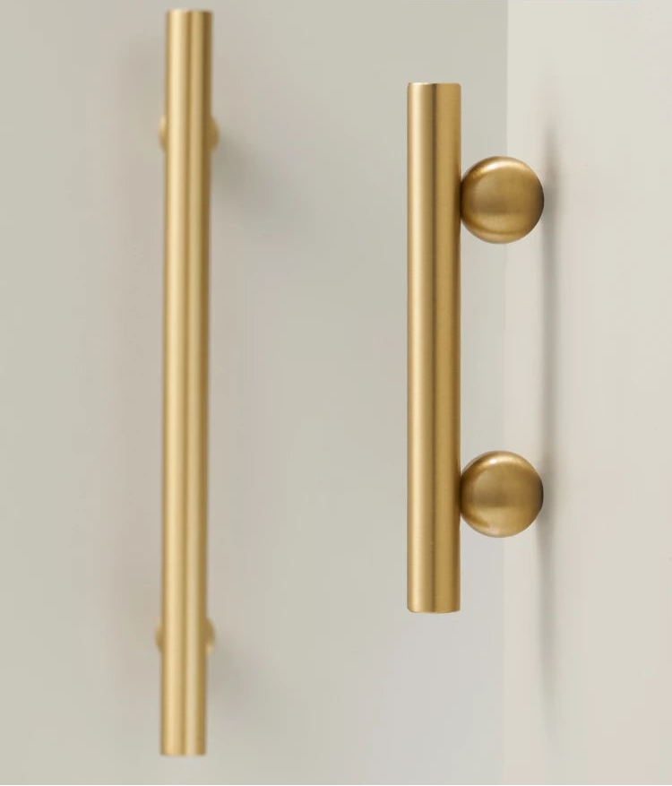Brushed gold round leg furniture handle