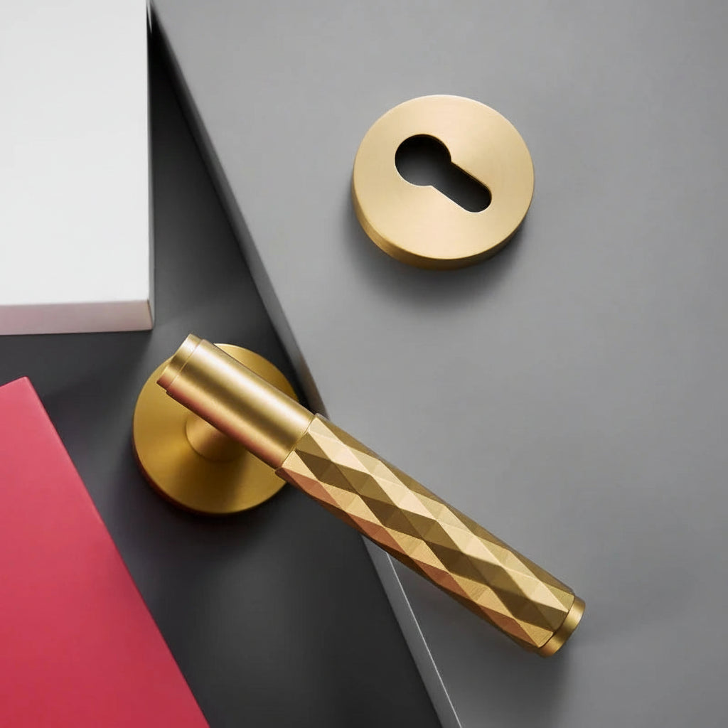 Poignée de Porte Martelée Design Texturé et Raffiné