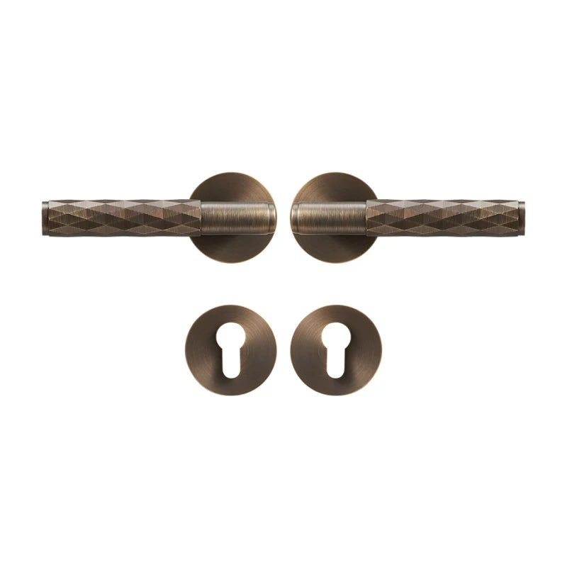 Poignée de Porte Martelée Design Texturé et Raffiné
