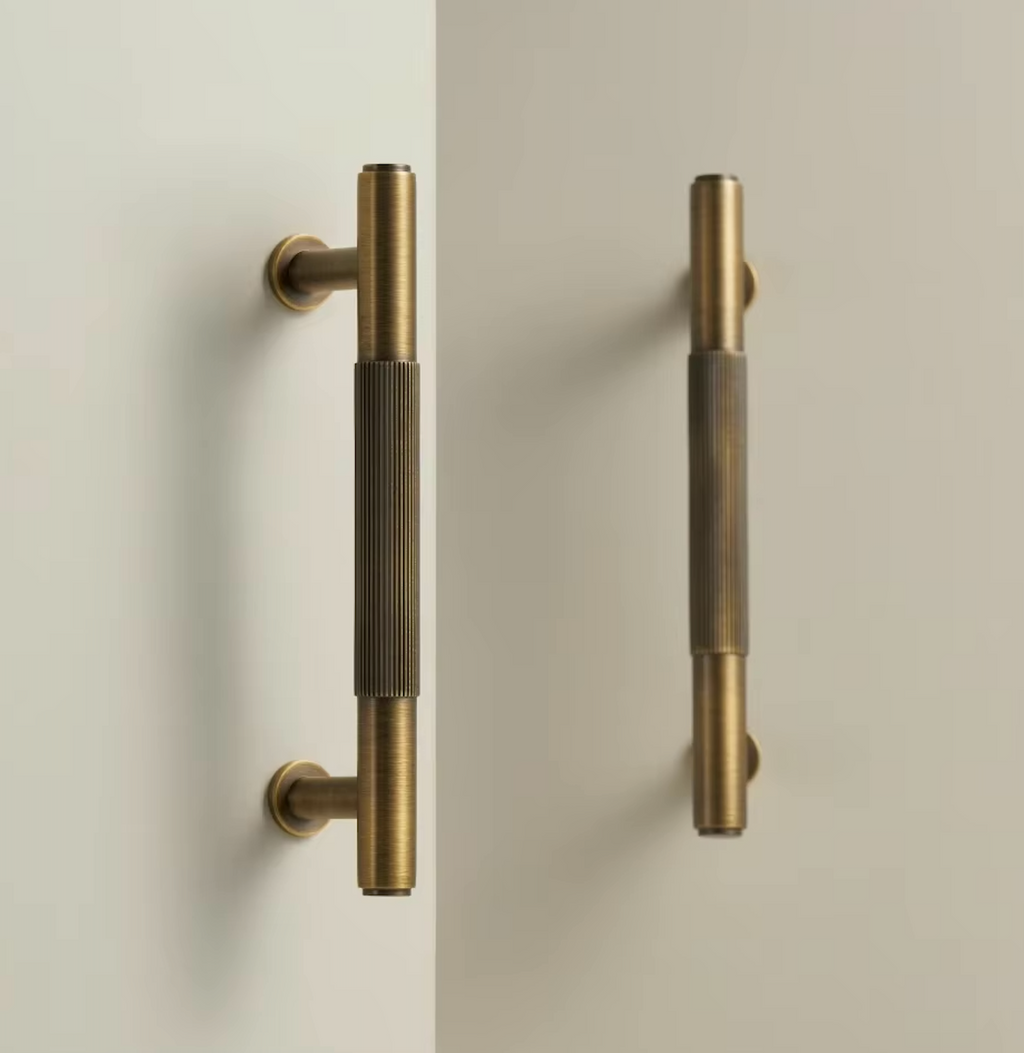 Poignée de meuble en Laiton effet bronze