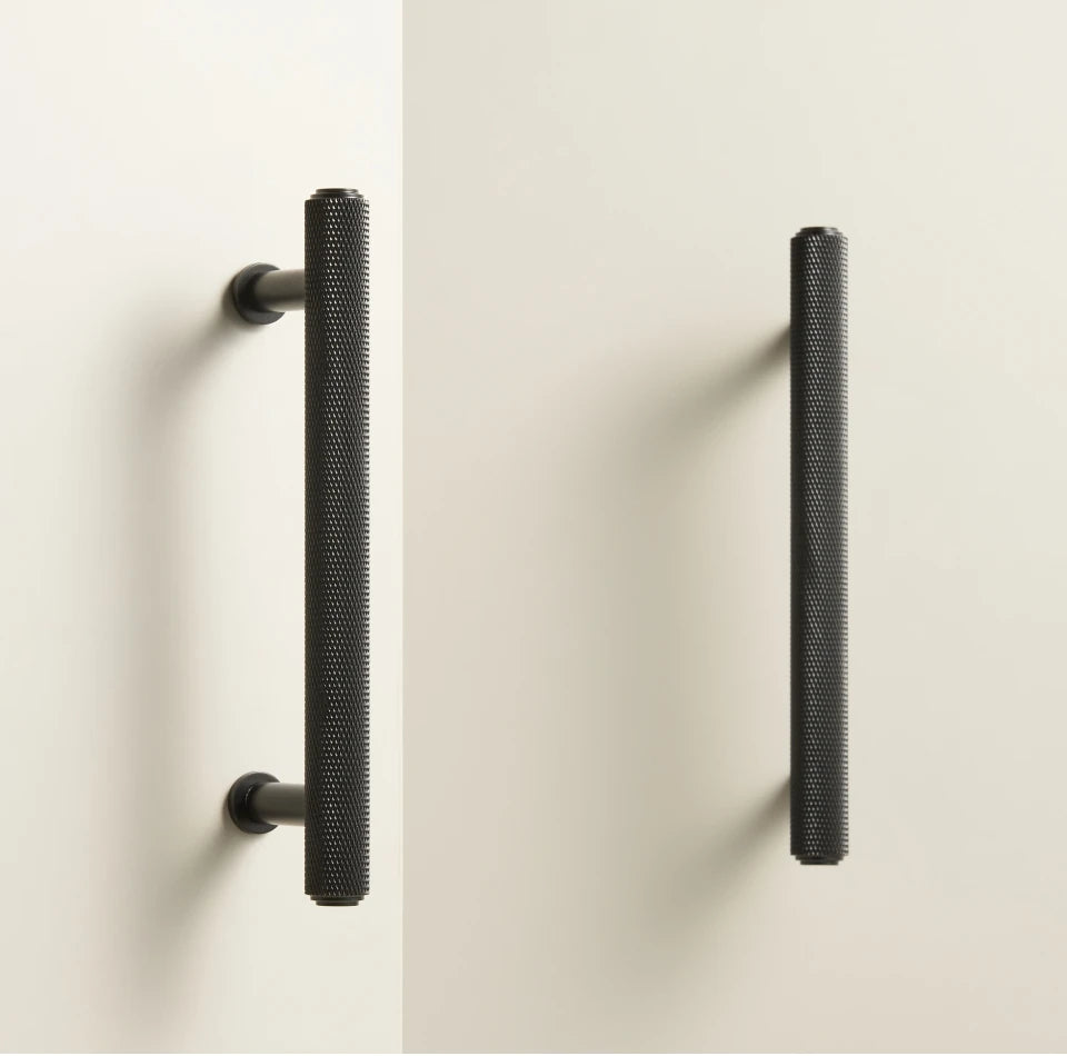 Poignée de meuble noir style moderne