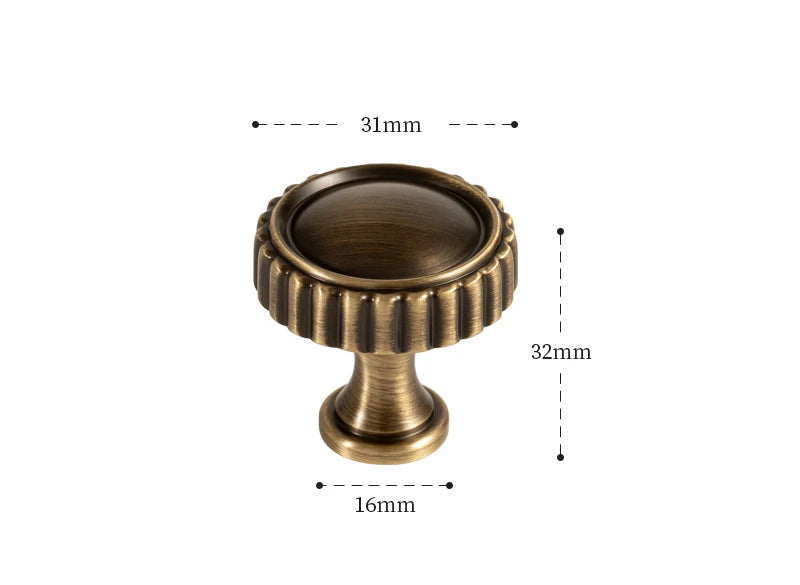 Poignée de meuble originale en laiton, effet bronze