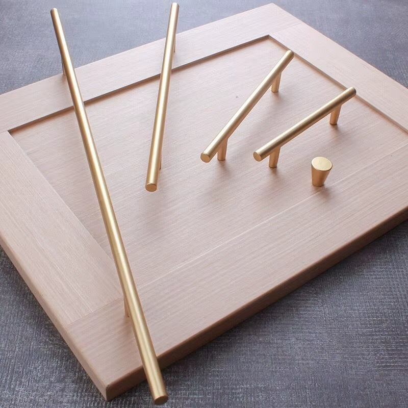 Poignée de meuble ronde et fine Or brossé