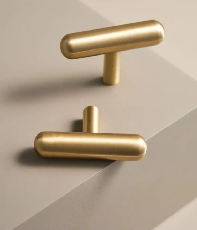 Poignée de meuble ronde et fine Or brossé