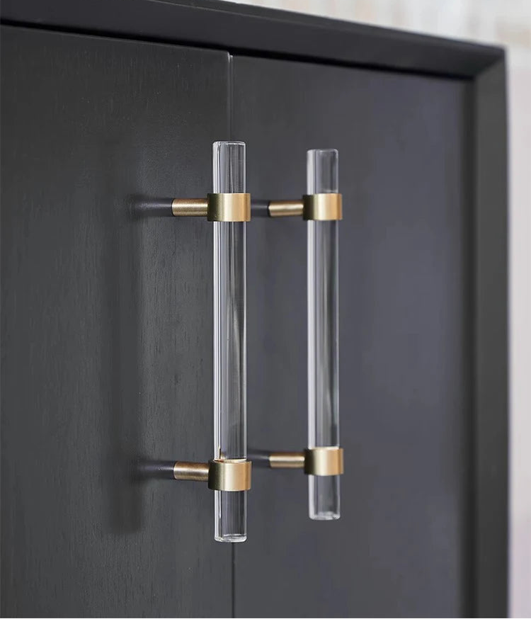 Poignée de meuble transparente et or brossé