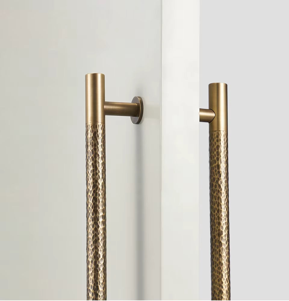 Poignée de Tirage Martelé en Laiton Couleur bronze